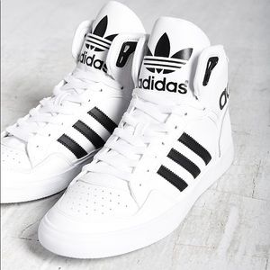adidas extaball bianche e nere adidas extaball bianche e nere
